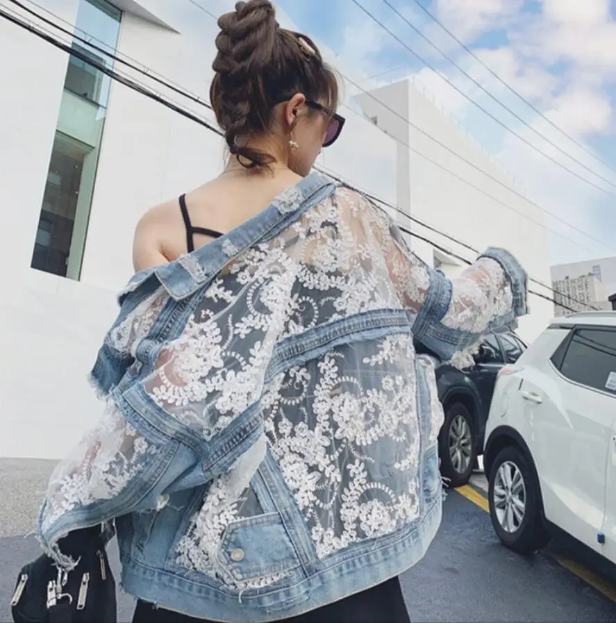 2020 spring summer loose holes lace perspective denim jacket Women's embroidered mesh splicing denim coat q686
2020 spring summer loose holes lace perspective denim jacket Women's embroidered mesh splicing denim coat q686