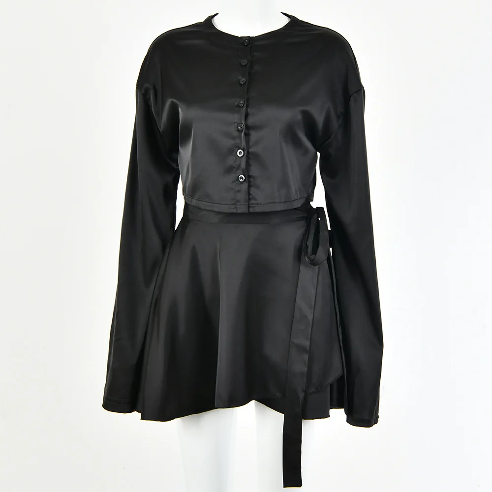White Elegant Satin Crop Top And Skirt 2 Two-Piece Set Women Lantern Long Sleeves Cardigan Sexy High Waist Mini Skirts 2021 Suit
White Elegant Satin Crop Top And Skirt 2 Two-Piece Set Women Lantern Long Sleeves Cardigan Sexy High Waist Mini Skirts 2021 Suit
