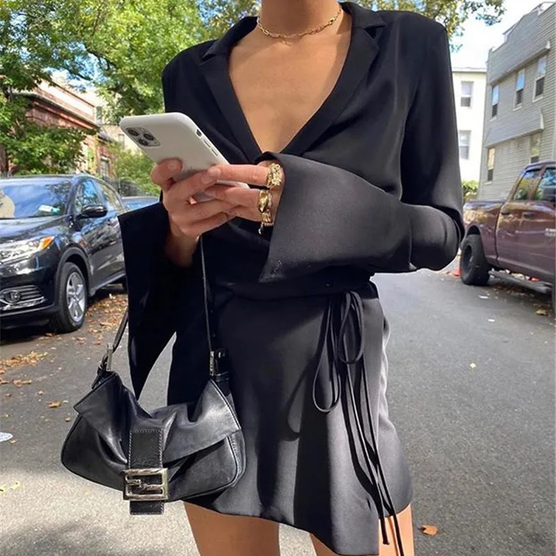 2021 Women's Sexy Deep V Long-sleeved Lace-up Waist Temperament Lace Long-sleeved Dress Women Wrapped In Mini Suit Vintage Dress
2021 Women's Sexy Deep V Long-sleeved Lace-up Waist Temperament Lace Long-sleeved Dress Women Wrapped In Mini Suit Vintage Dress