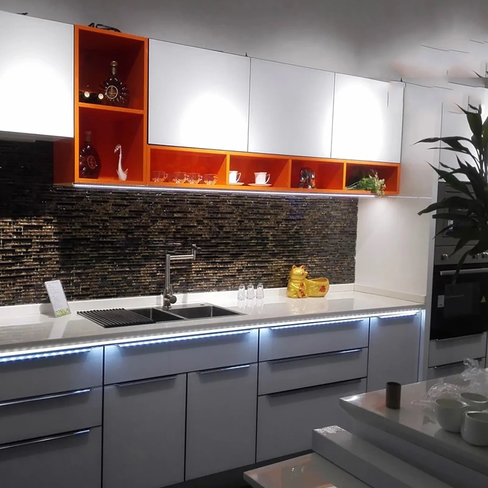 40# Dressing Lights Under Counter Lighting Led Cabinet Lighting Suitable For Wardrobes Vanity Light Home Decoration Accessories
40# Dressing Lights Under Counter Lighting Led Cabinet Lighting Suitable For Wardrobes Vanity Light Home Decoration Accessories