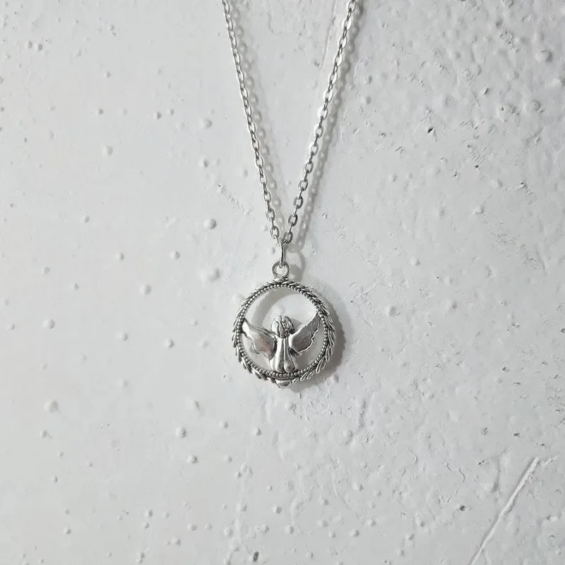 Cute Ring Angel Baby Necklace Hip Hop Punk Couple Wild Sweater Chain Retro Women necklace
Cute Ring Angel Baby Necklace Hip Hop Punk Couple Wild Sweater Chain Retro Women necklace