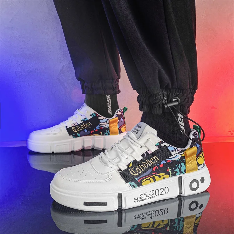 High Top Graffiti Printed SkateBoard Shoes Men Hip Hop Unisex Casual Sneakers Women Chunky Running Sports Shoes Espadrilles
High Top Graffiti Printed SkateBoard Shoes Men Hip Hop Unisex Casual Sneakers Women Chunky Running Sports Shoes Espadrilles