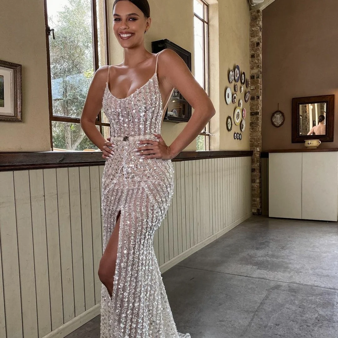 Sexy Spaghetti Straps Evening Dresses Front Split Sequins Mermaid Prom Gowns Illusion Custom Made Party Dress
Sexy Spaghetti Straps Evening Dresses Front Split Sequins Mermaid Prom Gowns Illusion Custom Made Party Dress