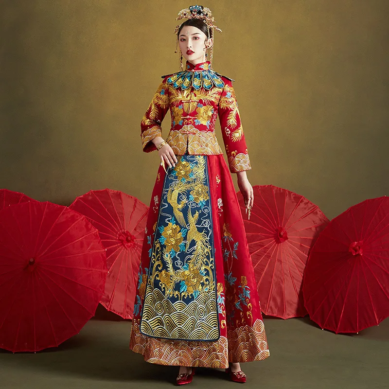 Women Phoenix Embroidery Classic Qipao Ancient Wedding Dress Chinese Bride Marriage Cheongsam Suit
Women Phoenix Embroidery Classic Qipao Ancient Wedding Dress Chinese Bride Marriage Cheongsam Suit