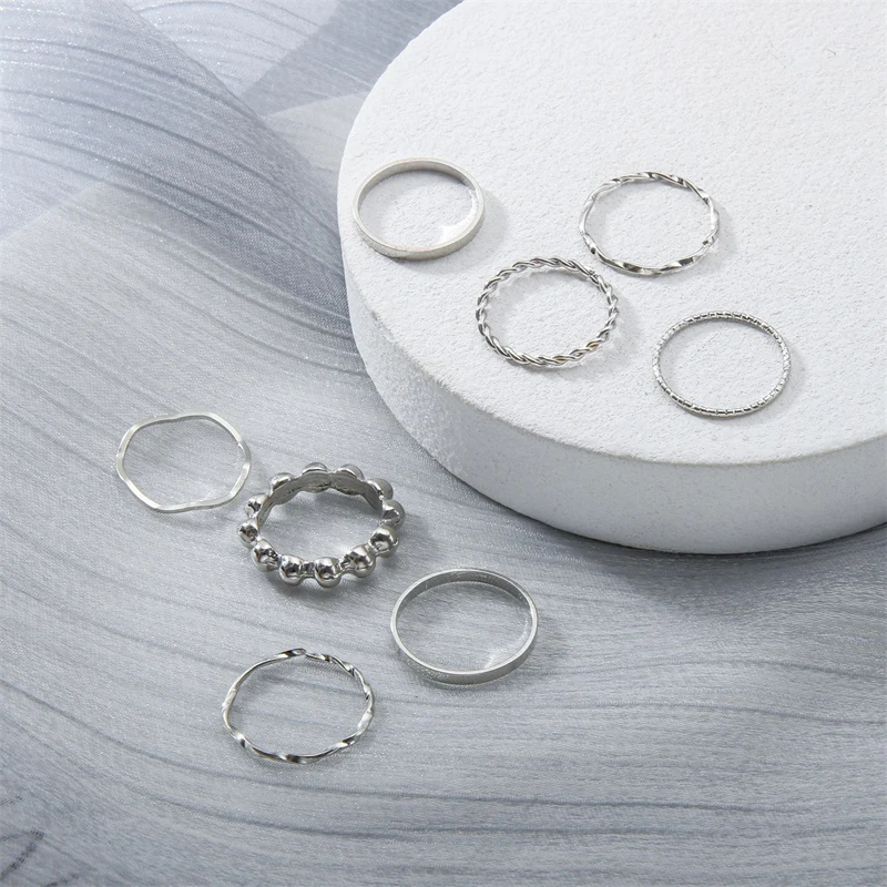 8Pcs Set Simplicity Gold Silver Color Hollow Geometric Ring for Women Fashion Metal Punk Twist Ring Nightclub Party Jewelry
8Pcs Set Simplicity Gold Silver Color Hollow Geometric Ring for Women Fashion Metal Punk Twist Ring Nightclub Party Jewelry