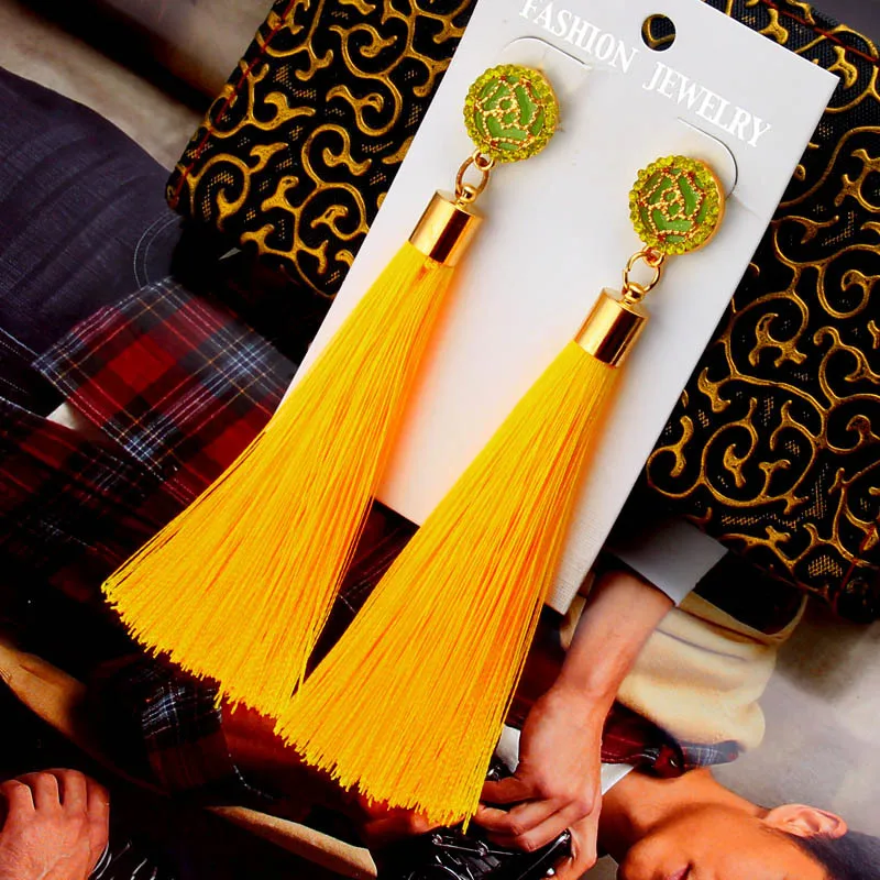 Fashion Individuality Tassel Irregular Drop Earrings For Women Yellow Red Black Long Cotton Fringe Dangle Earring 2020 Jeweler
Fashion Individuality Tassel Irregular Drop Earrings For Women Yellow Red Black Long Cotton Fringe Dangle Earring 2020 Jeweler