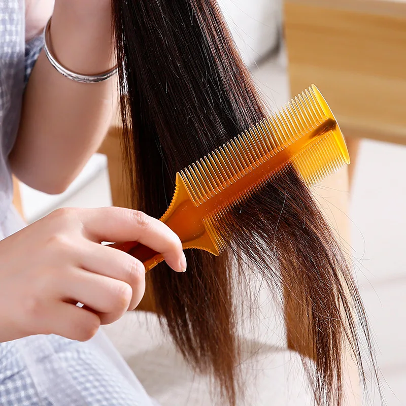 Plastic Horn Comb Tendon Long Hair Small Comb Anti-static Hair Straight Hair Hair Dressing Curly Hair Massage Comb Comb
Plastic Horn Comb Tendon Long Hair Small Comb Anti-static Hair Straight Hair Hair Dressing Curly Hair Massage Comb Comb