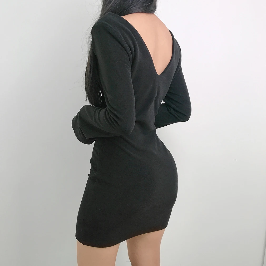 Deep V-Neck Sexy Mini Dress Women Skinny Long Flare Sleeve Above Knee Dresses Streetwear Solid Basic Dress
Deep V-Neck Sexy Mini Dress Women Skinny Long Flare Sleeve Above Knee Dresses Streetwear Solid Basic Dress