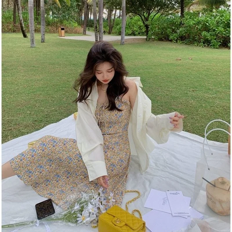 Dress Lace-up Beach One Piece Dress Korean Square Collar 2021 SummerSweet Strap Dress Women Sleeveless Elegant Floral Printed
Dress Lace-up Beach One Piece Dress Korean Square Collar 2021 SummerSweet Strap Dress Women Sleeveless Elegant Floral Printed