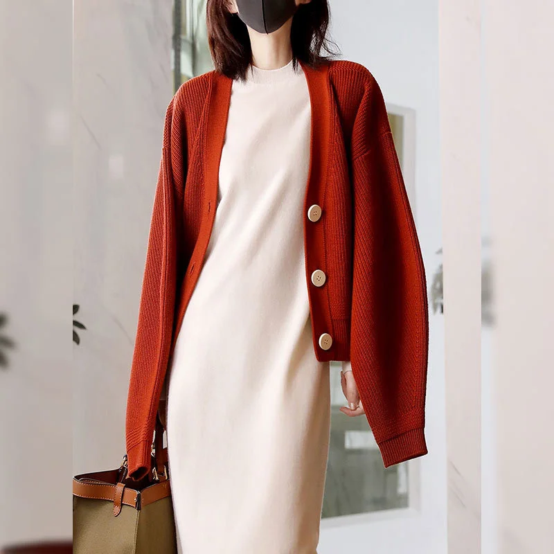 Zhixiao ^ mudulan 21 autumn and winter new Sammy gentle V-neck pure wool cardigan women
Zhixiao ^ mudulan 21 autumn and winter new Sammy gentle V-neck pure wool cardigan women