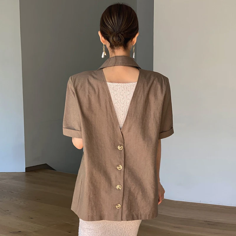 Korean Chic Summer French Lapel Careful Machine Halter Button Double Pocket Short-Sleeved Suit Small Suit Jacket Female
Korean Chic Summer French Lapel Careful Machine Halter Button Double Pocket Short-Sleeved Suit Small Suit Jacket Female