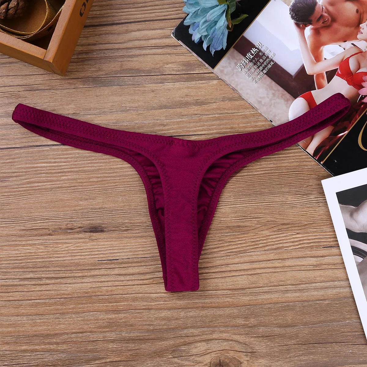 Male Mens Lingerie Briefs Sexy Panties Low Rise Bulge Pouch Solid Color Bikini G-string Thong Male Breathable Erotic Underwear
Male Mens Lingerie Briefs Sexy Panties Low Rise Bulge Pouch Solid Color Bikini G-string Thong Male Breathable Erotic Underwear