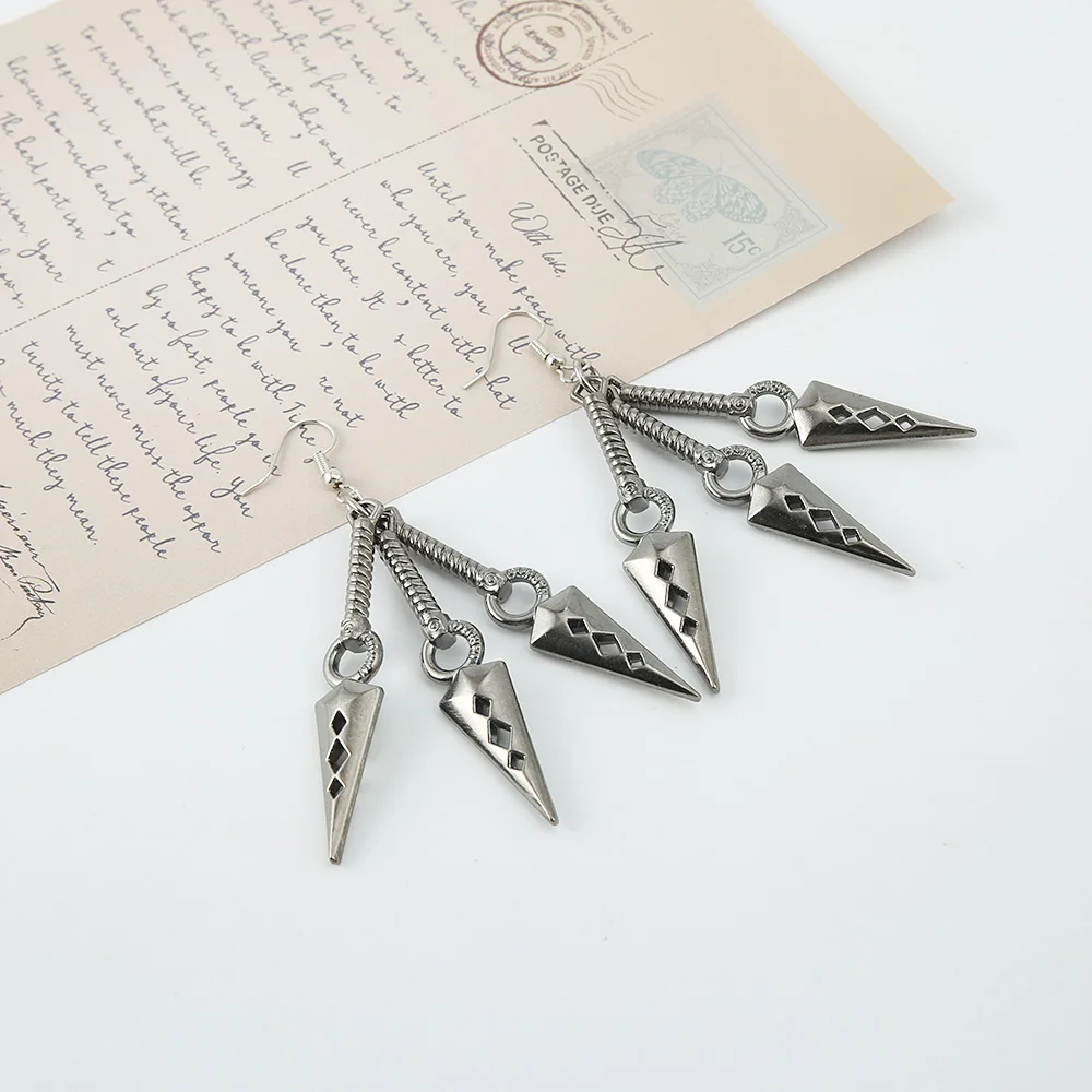 Ninja Kunai Drop Earrings for Women Man Anime Jewelry Gift Bijoux Dangle Hanging Earrings Accessories 2021 Trend 
Ninja Kunai Drop Earrings for Women Man Anime Jewelry Gift Bijoux Dangle Hanging Earrings Accessories 2021 Trend