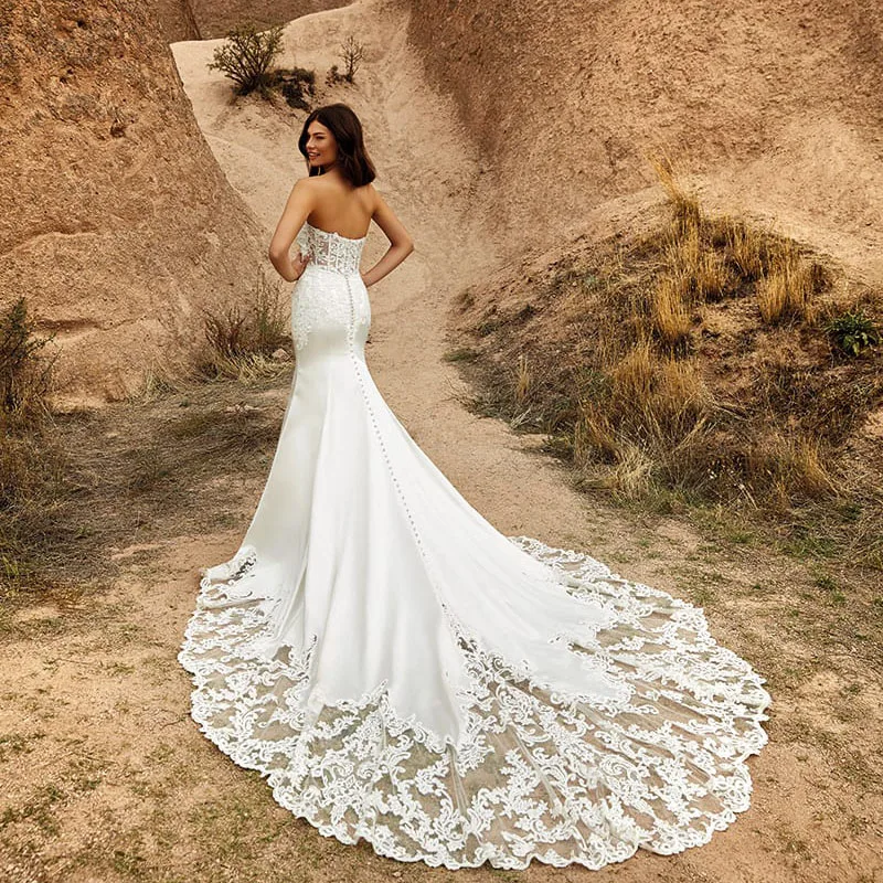 Elegant Floor Length Satin Mermaid Wedding Dresses Sweetheart Sleeveless Bridal Gown Tulle Lace Appliques Vestidos De Novia
Elegant Floor Length Satin Mermaid Wedding Dresses Sweetheart Sleeveless Bridal Gown Tulle Lace Appliques Vestidos De Novia