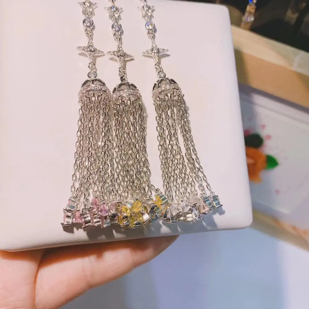 149mm Super Long Cross Tassel Drops Geometry Cubic Zirconia American Wedding Party Earring Fashion Jewelry for Women E7496
149mm Super Long Cross Tassel Drops Geometry Cubic Zirconia American Wedding Party Earring Fashion Jewelry for Women E7496