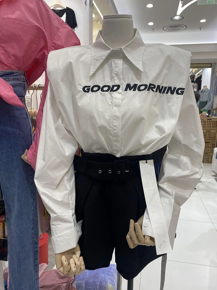 2021 Women's New Spring Letter Embroidery Street Blouse White Fashion Padded Shoulder Loose Slimming Shirt Top
2021 Women's New Spring Letter Embroidery Street Blouse White Fashion Padded Shoulder Loose Slimming Shirt Top