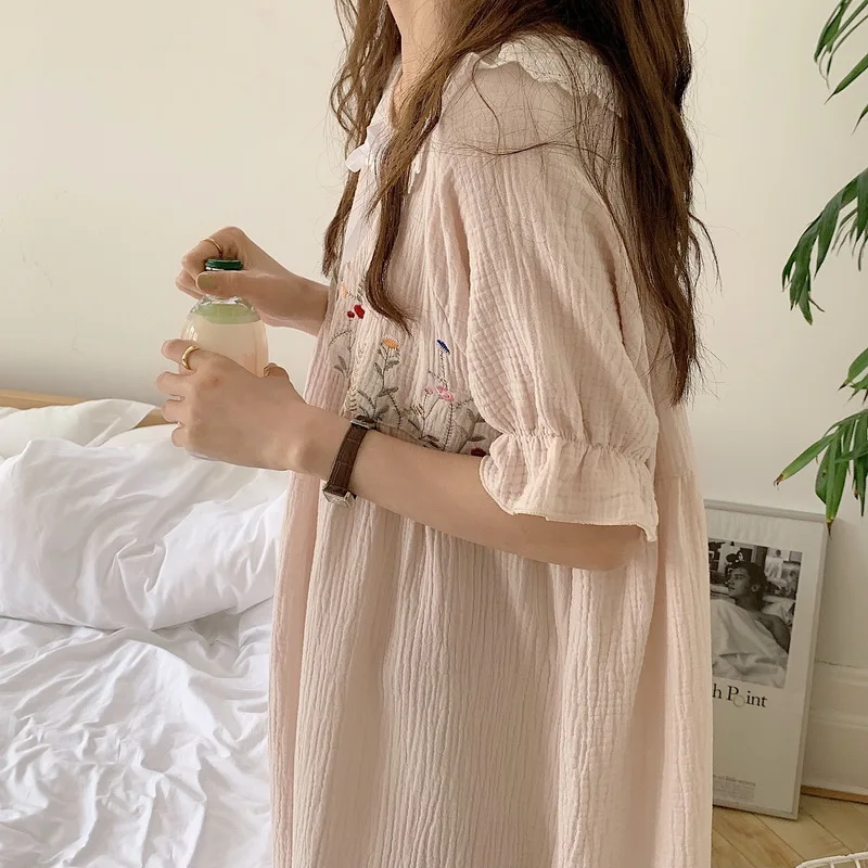 Harajpee Women Pajamas 2021 Summer Japanese Sweet Temperament Ins Fresh Lace Embroidered Cotton Gauze Loose Home Nightdress
Harajpee Women Pajamas 2021 Summer Japanese Sweet Temperament Ins Fresh Lace Embroidered Cotton Gauze Loose Home Nightdress