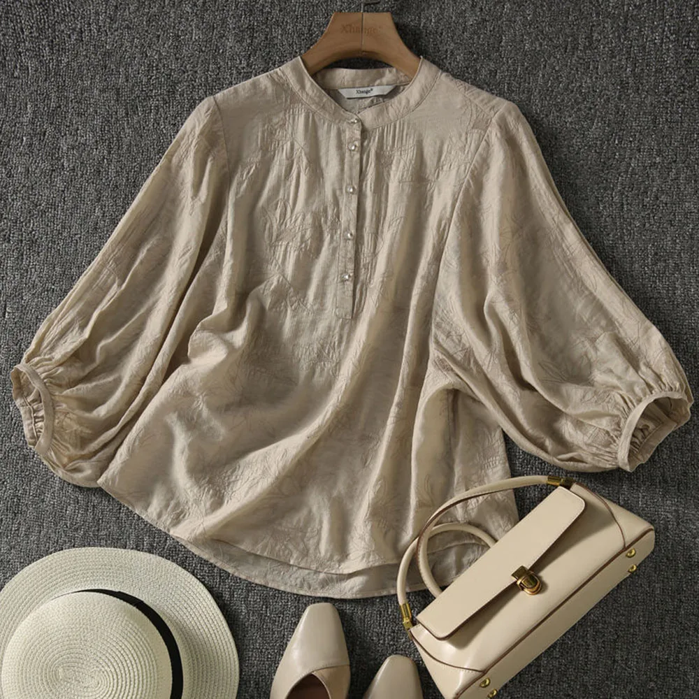 Summer Women Blouse Lantern Sleeve Female Tops Japan Style Shirt Chic Blouse Literary Button Retro Blouse Pullover Tops 2021
Summer Women Blouse Lantern Sleeve Female Tops Japan Style Shirt Chic Blouse Literary Button Retro Blouse Pullover Tops 2021