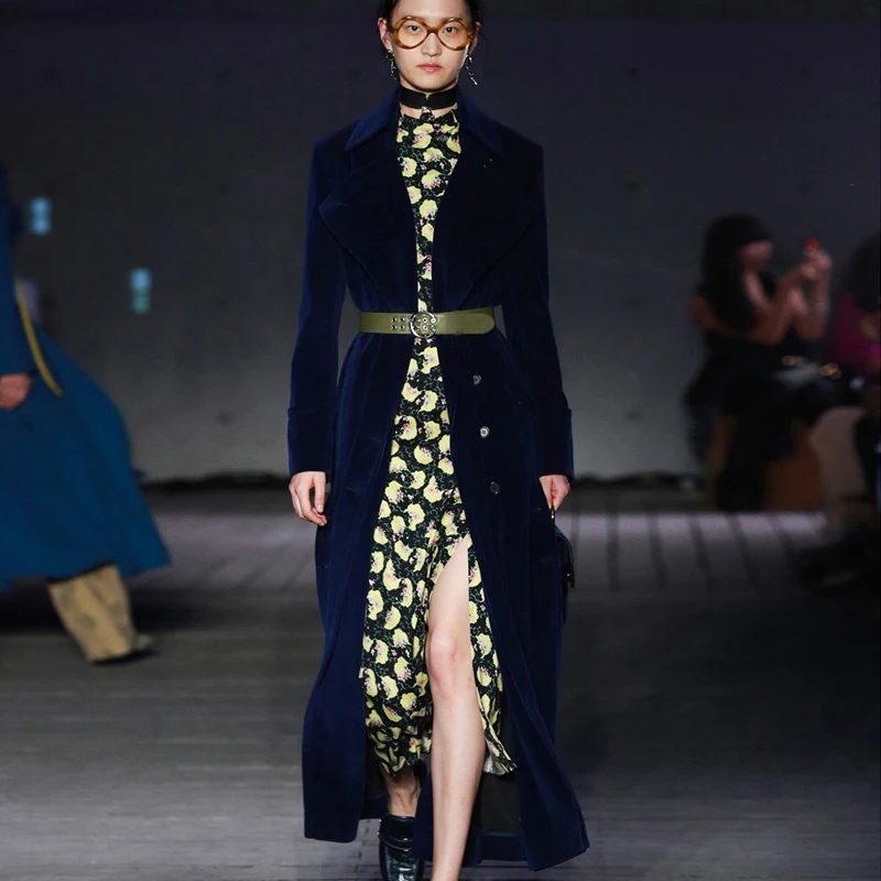 Runway Autumn And Winter Style Velvet Sexy V-Neck Long-Sleeved Belt Self-Cultivation Temperament Long Coat Coat Women'S Clothing
Runway Autumn And Winter Style Velvet Sexy V-Neck Long-Sleeved Belt Self-Cultivation Temperament Long Coat Coat Women'S Clothing