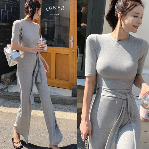 New Female grey Fitness women Two Pieces Sets Summer Cotton t shirt set Wide legged Pants casual Tops High Waist trousers Suits
New Female grey Fitness women Two Pieces Sets Summer Cotton t shirt set Wide legged Pants casual Tops High Waist trousers Suits