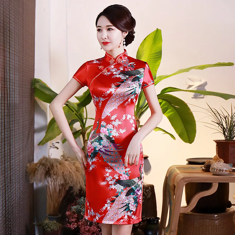 Female Chinese Style Short Peacock Casual Dresses Sexy Mini Qipao Dress Mandarin Collar Vintage Vestidos Tight Slim Cheongsam
Female Chinese Style Short Peacock Casual Dresses Sexy Mini Qipao Dress Mandarin Collar Vintage Vestidos Tight Slim Cheongsam