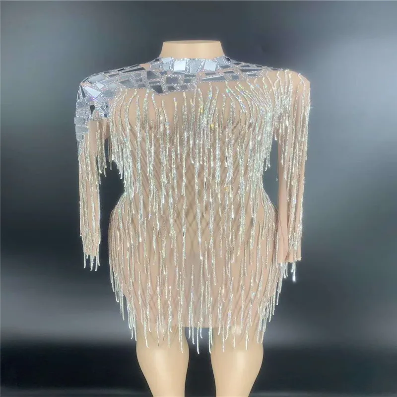 R79 Sexy female stage perform wears silver mirror dress rhinestones tassel sparkly sleeve mesh hip skirt crystal costumes proom
R79 Sexy female stage perform wears silver mirror dress rhinestones tassel sparkly sleeve mesh hip skirt crystal costumes proom