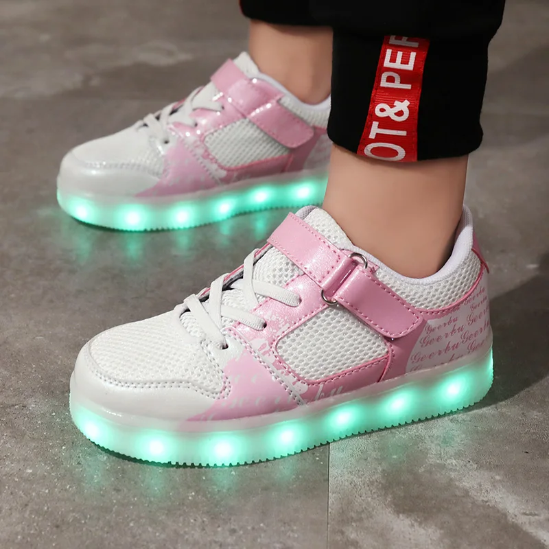 2021 Fashion New USB Charging Led Children Shoes With Light Up Kids Boys&Girls Luminous Sneakers Glowing Shoes Wing Pink Black
2021 Fashion New USB Charging Led Children Shoes With Light Up Kids Boys&Girls Luminous Sneakers Glowing Shoes Wing Pink Black