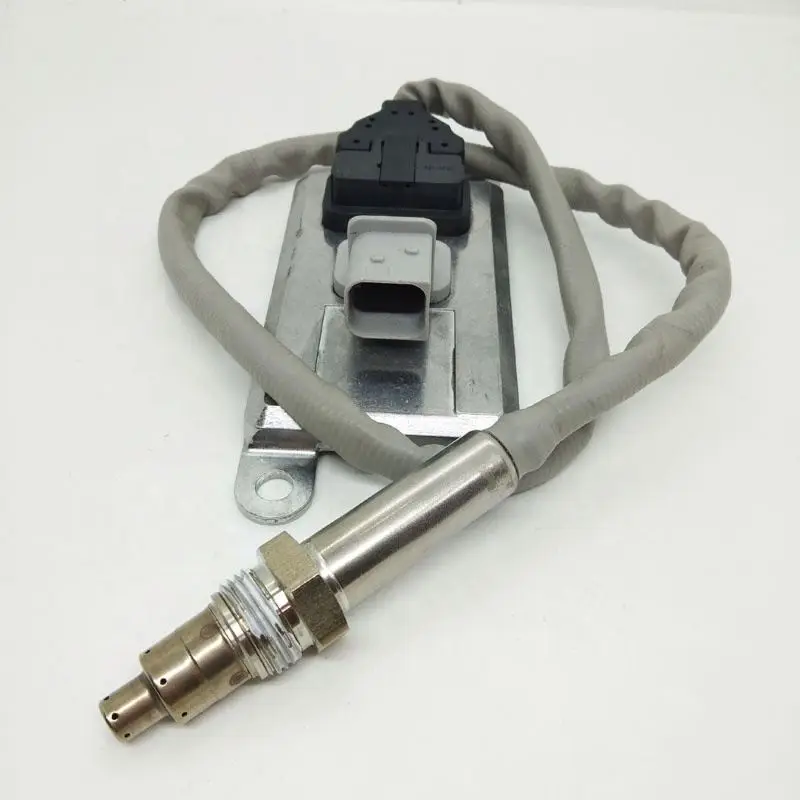 OEM Nitrogen Oxygen Sensor A0101539528 0101539528 NOX Sensor 5801627702 For MERCEDES
OEM Nitrogen Oxygen Sensor A0101539528 0101539528 NOX Sensor 5801627702 For MERCEDES