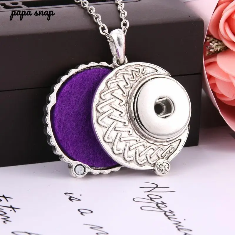 New Design Multi-functional Snap Jewelry Aromatherapy lockets Pendant necklace Aroma diffuser Fit 20mm 18mm Snap Button Jewelry
New Design Multi-functional Snap Jewelry Aromatherapy lockets Pendant necklace Aroma diffuser Fit 20mm 18mm Snap Button Jewelry