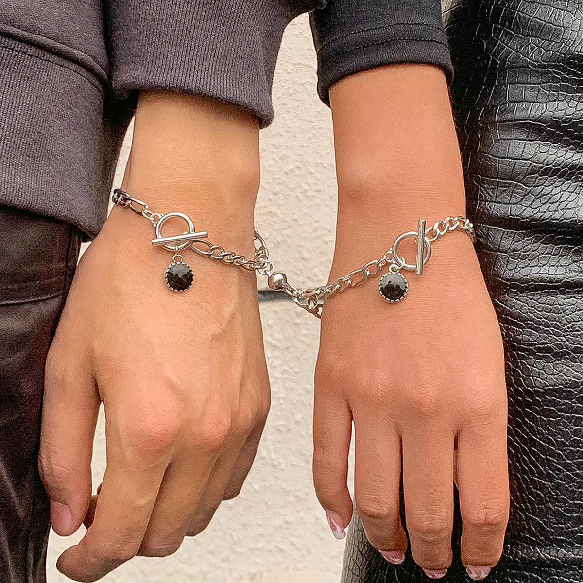 Vintage Punk Statement Link Chain Black Charms Magnet Couples BFF Bracelets Jewelry Gifts For Women Lover Bangles Bracelets
Vintage Punk Statement Link Chain Black Charms Magnet Couples BFF Bracelets Jewelry Gifts For Women Lover Bangles Bracelets