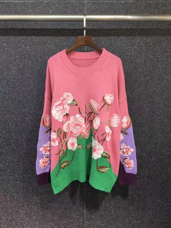 2021 new women fashion round neck color matching contrast flower mid-length loose sweater 1030
2021 new women fashion round neck color matching contrast flower mid-length loose sweater 1030