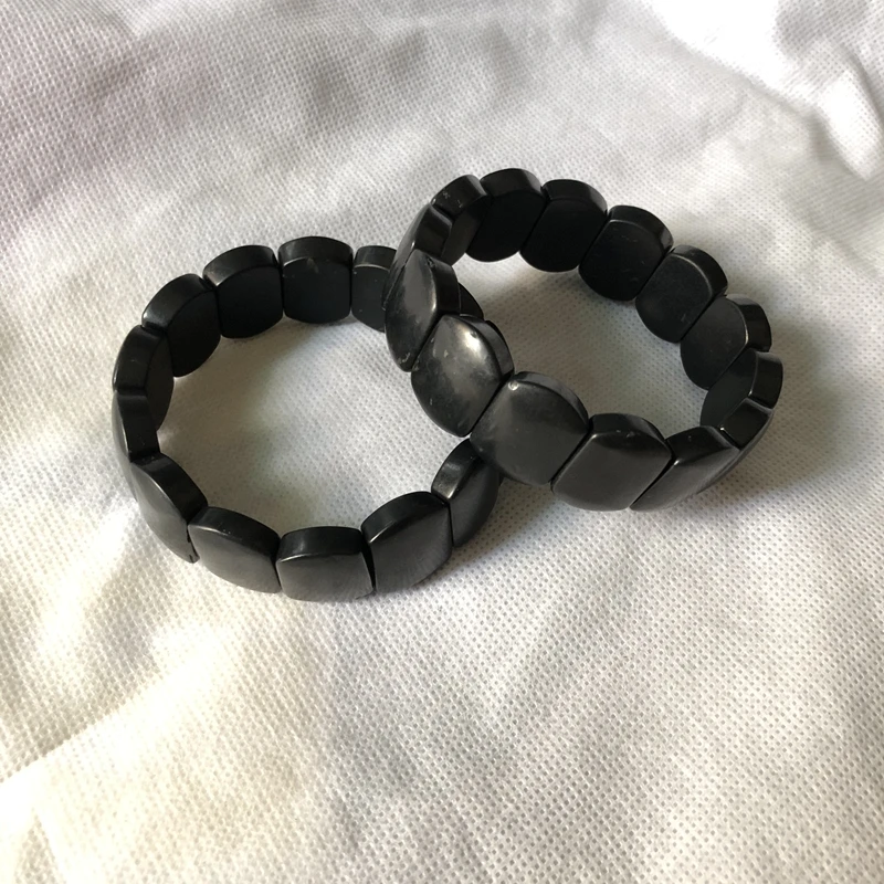 Wholesale 1pcs 100% Natural Russia Shungite Bracelet,Healing Gem stone Jewelry Bracelet 58mm Inter
Wholesale 1pcs 100% Natural Russia Shungite Bracelet,Healing Gem stone Jewelry Bracelet 58mm Inter
