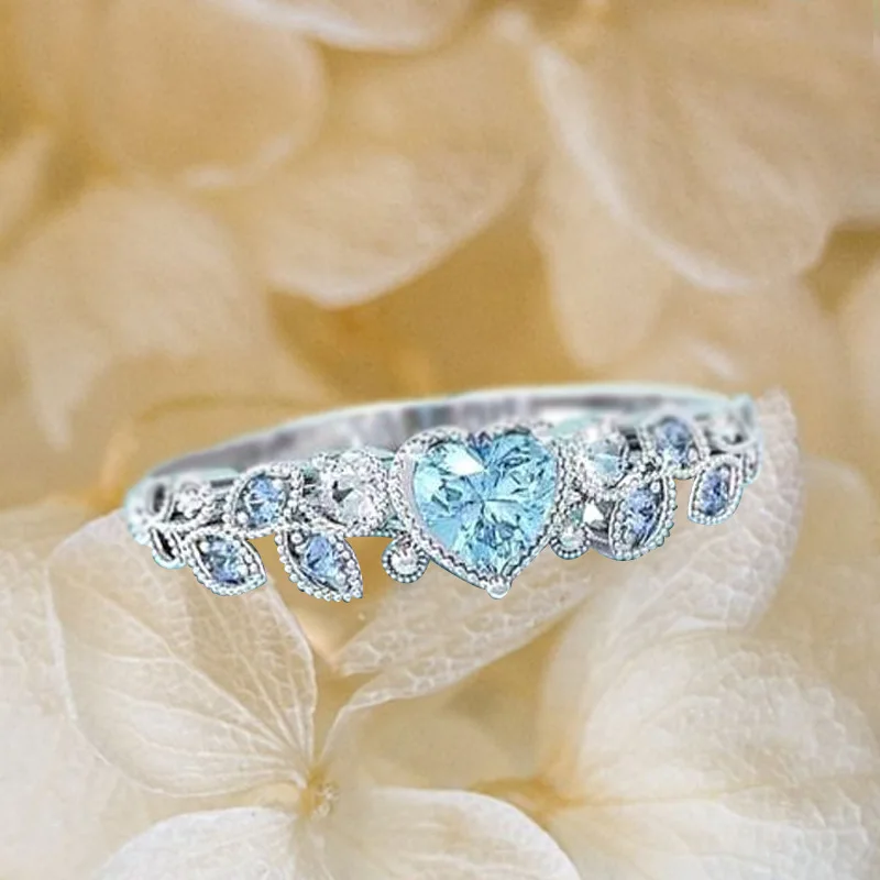 Fashion Exquisite Sea Blue Heart-shaped Zircon Ring Sweet Romantic Women's Ring Wedding Party Jewelry Valentine's Day Gift
Fashion Exquisite Sea Blue Heart-shaped Zircon Ring Sweet Romantic Women's Ring Wedding Party Jewelry Valentine's Day Gift