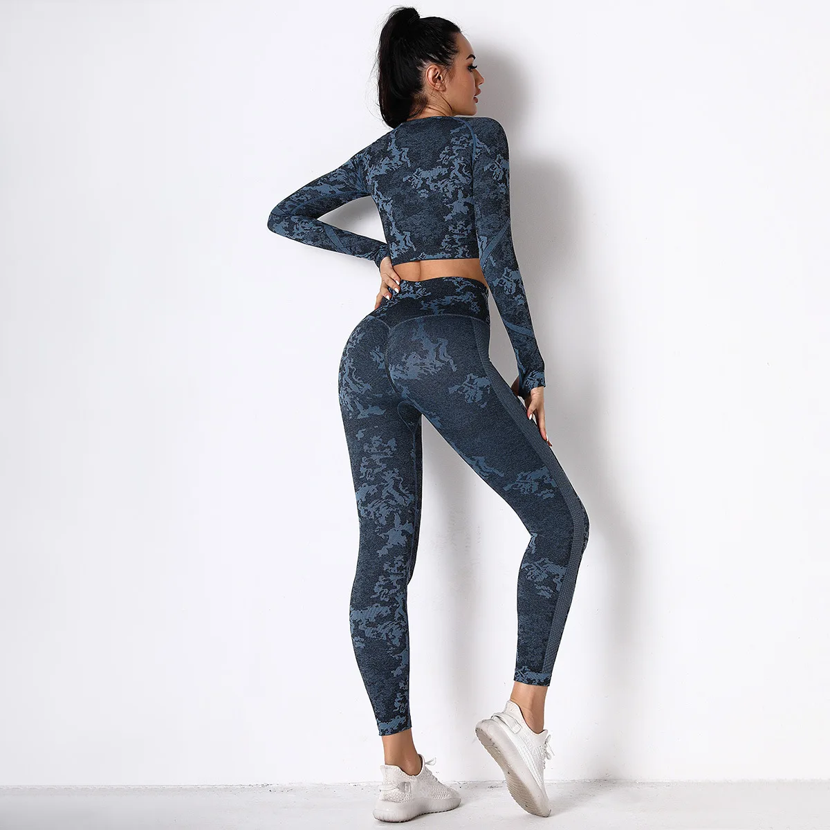 Women Seamless Yoga Suit Camouflage Printed Sports Set Long Sleeve Shirt Crop Top Fitness Leggings Running Pants Gym Yoga Wear
Women Seamless Yoga Suit Camouflage Printed Sports Set Long Sleeve Shirt Crop Top Fitness Leggings Running Pants Gym Yoga Wear