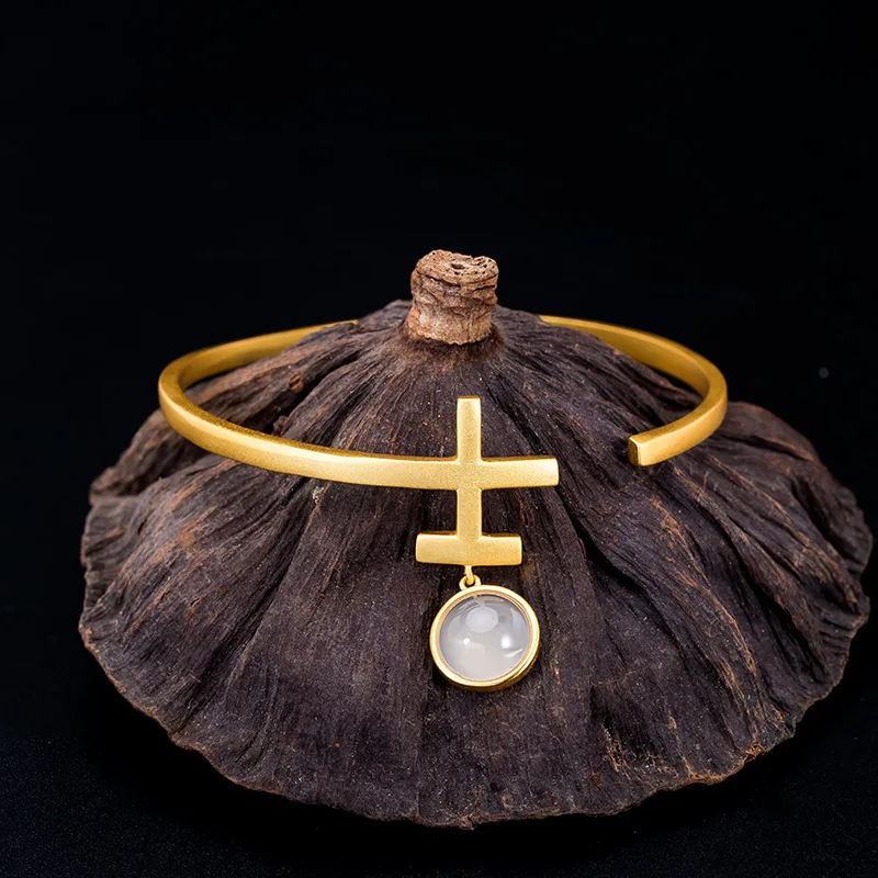 s925 Sterling silver ancient gold-plated simple auspicious character bangle female fashion personality temperament white agate j
s925 Sterling silver ancient gold-plated simple auspicious character bangle female fashion personality temperament white agate j