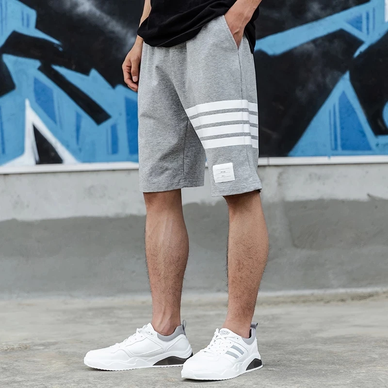 Шорты мужские в полоску, повседневные Брендовые спортивные штаны, свободные брюки, модель 4XL в Корейском стиле, 2021
Шорты мужские в полоску, повседневные Брендовые спортивные штаны, свободные брюки, модель 4XL в Корейском стиле, 2021