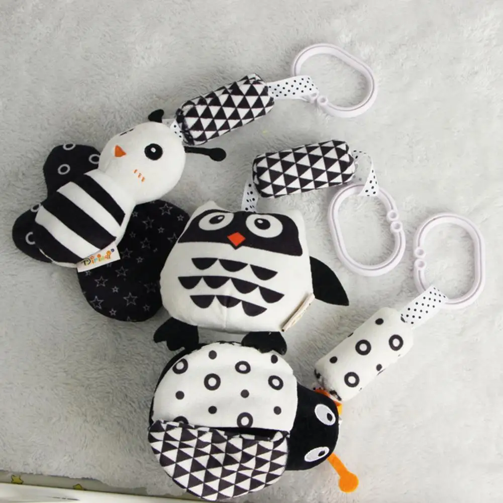 3 Style Cartoon Animals Plush Rattle Creative Visual Training Stuffed Toddler Hanging Crib Rattle Toy for Baby Carriage
3 Style Cartoon Animals Plush Rattle Creative Visual Training Stuffed Toddler Hanging Crib Rattle Toy for Baby Carriage