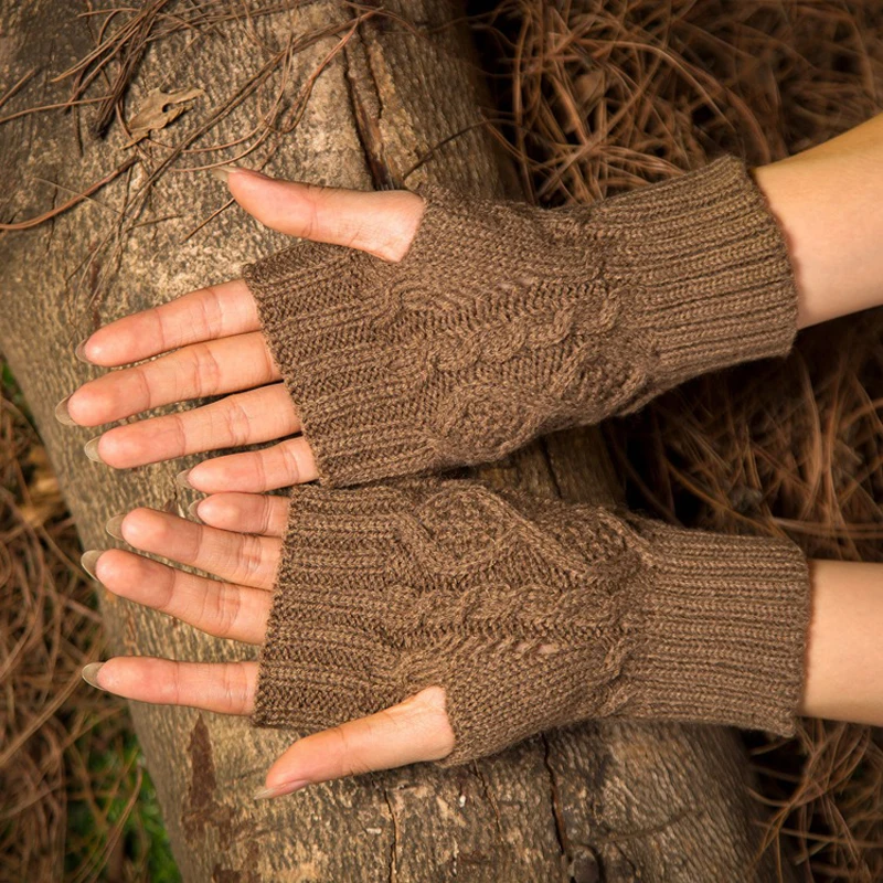 Outdoor Fashion Mittens Birds Embroidery Gloves Women Knitted Fingerless Velvet Color Block Splice Mittens Womens Girls Gloves
Outdoor Fashion Mittens Birds Embroidery Gloves Women Knitted Fingerless Velvet Color Block Splice Mittens Womens Girls Gloves