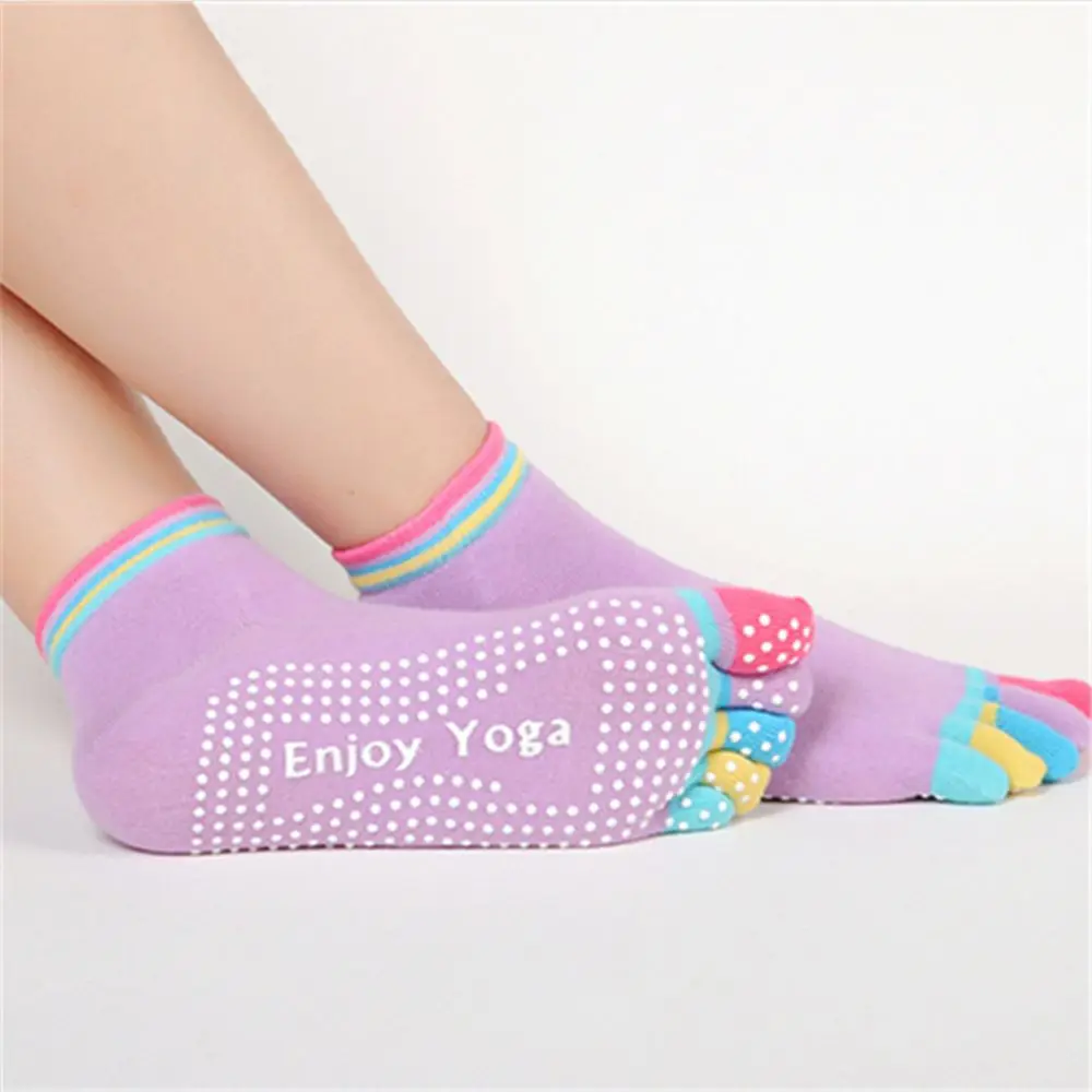 New Women Silicone Anti-Slip Five-toed Socks Ballet Dance Sports Socks Yoga Socks
New Women Silicone Anti-Slip Five-toed Socks Ballet Dance Sports Socks Yoga Socks
