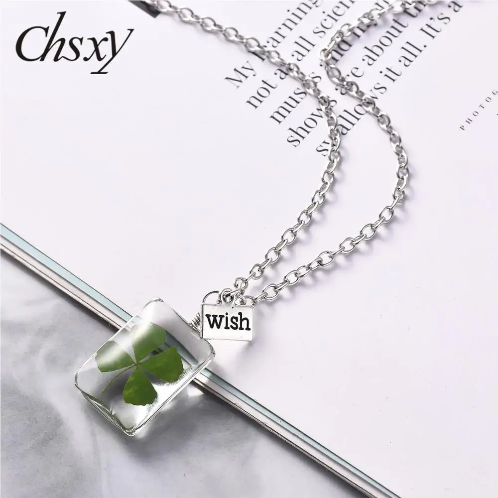 CHSXY Lucky Four Leaf Clover Dried Flower Necklace Wish Transparent Crystal Ball Pendant Necklace for Women Green Plant Jewelry
CHSXY Lucky Four Leaf Clover Dried Flower Necklace Wish Transparent Crystal Ball Pendant Necklace for Women Green Plant Jewelry