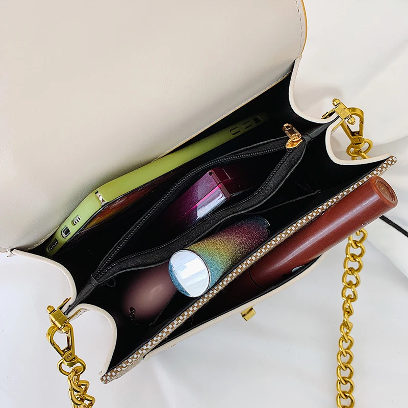 HISUELY Fashion Pathwork PU Leather Women Crossbody Bags Vintage Shoulder Messenger Bag Ladies Clutch Casual Totes Female Purse
HISUELY Fashion Pathwork PU Leather Women Crossbody Bags Vintage Shoulder Messenger Bag Ladies Clutch Casual Totes Female Purse