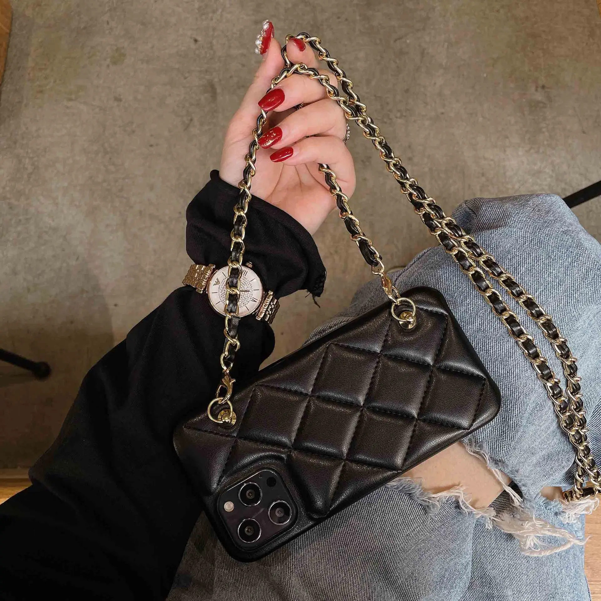 For Iphone 12 Mini 11 Pro XS Max XR X 8 7 Plus SE Fashion Long Metal Chain Cross Body Handbag Design Lambskin Leather Case Cover
For Iphone 12 Mini 11 Pro XS Max XR X 8 7 Plus SE Fashion Long Metal Chain Cross Body Handbag Design Lambskin Leather Case Cover
