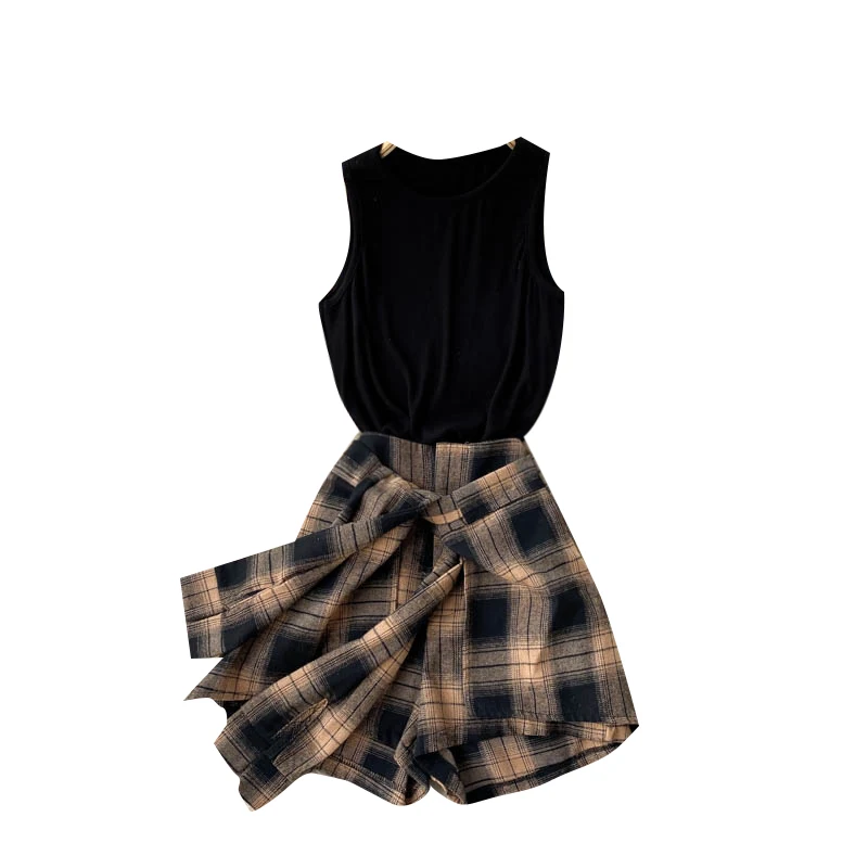 Petite Set 2021 New Women's Sleeveless Vest Top Versatile High Waist Short Plaid Shorts Two-Piece Set
Petite Set 2021 New Women's Sleeveless Vest Top Versatile High Waist Short Plaid Shorts Two-Piece Set