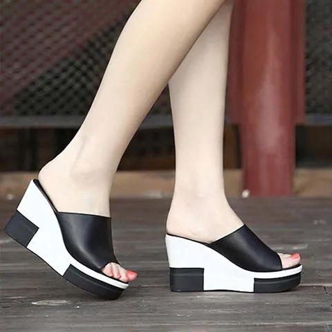 Platform Women Slippers Summer Shoes Outdoor Lady Sandals Fashion Flip Flops Thick Bottom Casual Beach Shoes Non-slip Slides 
Platform Women Slippers Summer Shoes Outdoor Lady Sandals Fashion Flip Flops Thick Bottom Casual Beach Shoes Non-slip Slides