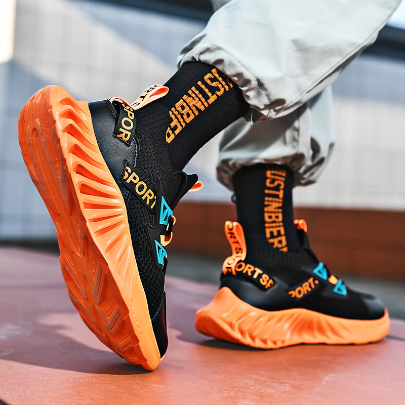 New Blade Sock Sneakers Mesh Breathable Running Shoes For Men Ultra Light Anti-Slippery Zapatillas Outdoor Jogging Zapatos 2021 
New Blade Sock Sneakers Mesh Breathable Running Shoes For Men Ultra Light Anti-Slippery Zapatillas Outdoor Jogging Zapatos 2021