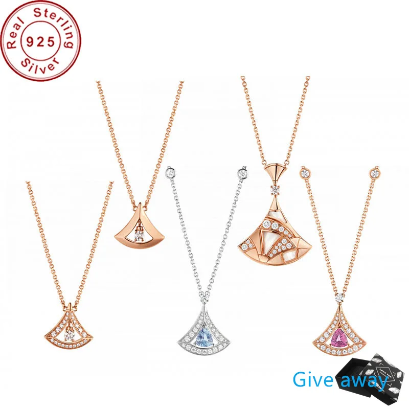 Pure Silver Simple Personality Fan-shaped Zircon Shiny Pendant Bv Necklace Female Fashion Elegant Luxury Brand Jewelry
Pure Silver Simple Personality Fan-shaped Zircon Shiny Pendant Bv Necklace Female Fashion Elegant Luxury Brand Jewelry