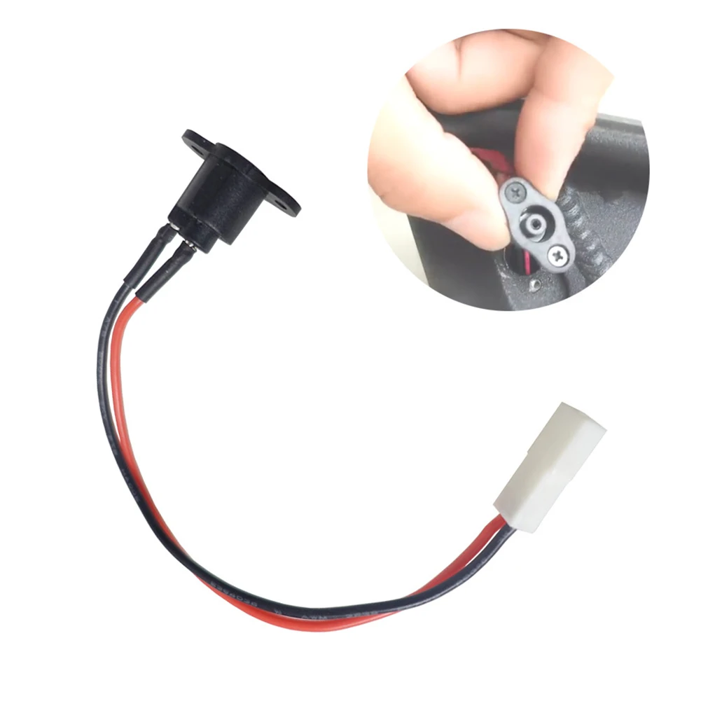 Electric Scooter Charging Hole Cover With Charging Cable Waterproof Dust Cover For Xiaomi Mijia M365 Pro 2 Scooter Accessories
Electric Scooter Charging Hole Cover With Charging Cable Waterproof Dust Cover For Xiaomi Mijia M365 Pro 2 Scooter Accessories