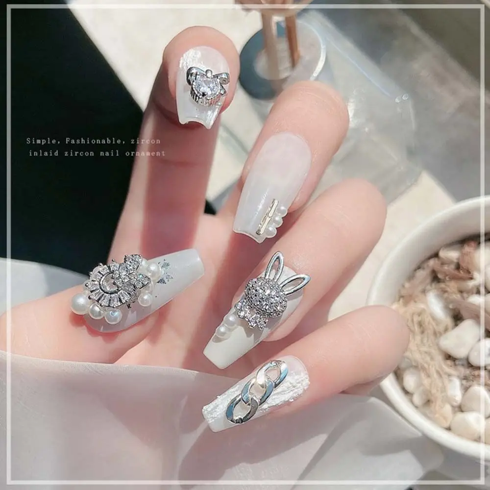 Exquisite Japanese Pearl Lock key Bunny Small Bear 3D Nail Decoration Pendant DIY Nail Art Jewelry Nail Art Diamond
Exquisite Japanese Pearl Lock key Bunny Small Bear 3D Nail Decoration Pendant DIY Nail Art Jewelry Nail Art Diamond