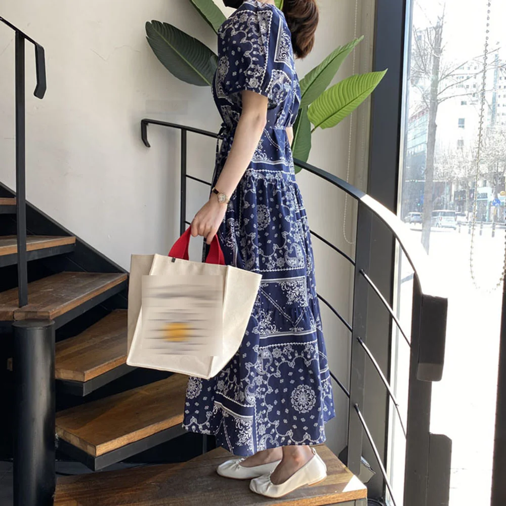 Japan Style 2021 Summer Korean Fashion Women's Dress Loose Casual Simple Thin Printing Retro Nationality V-neck Summer
Japan Style 2021 Summer Korean Fashion Women's Dress Loose Casual Simple Thin Printing Retro Nationality V-neck Summer