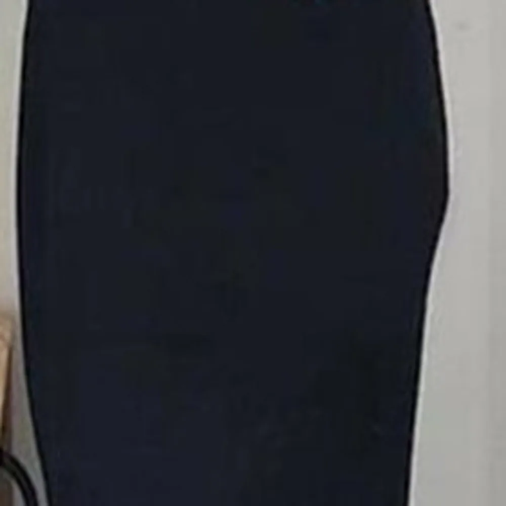 DEAT 2021 New Spring And Summer Fashion Casual Sleeveless Solid Temperament Sexy Knitted Little Black Dress Backless Woman SH789
DEAT 2021 New Spring And Summer Fashion Casual Sleeveless Solid Temperament Sexy Knitted Little Black Dress Backless Woman SH789